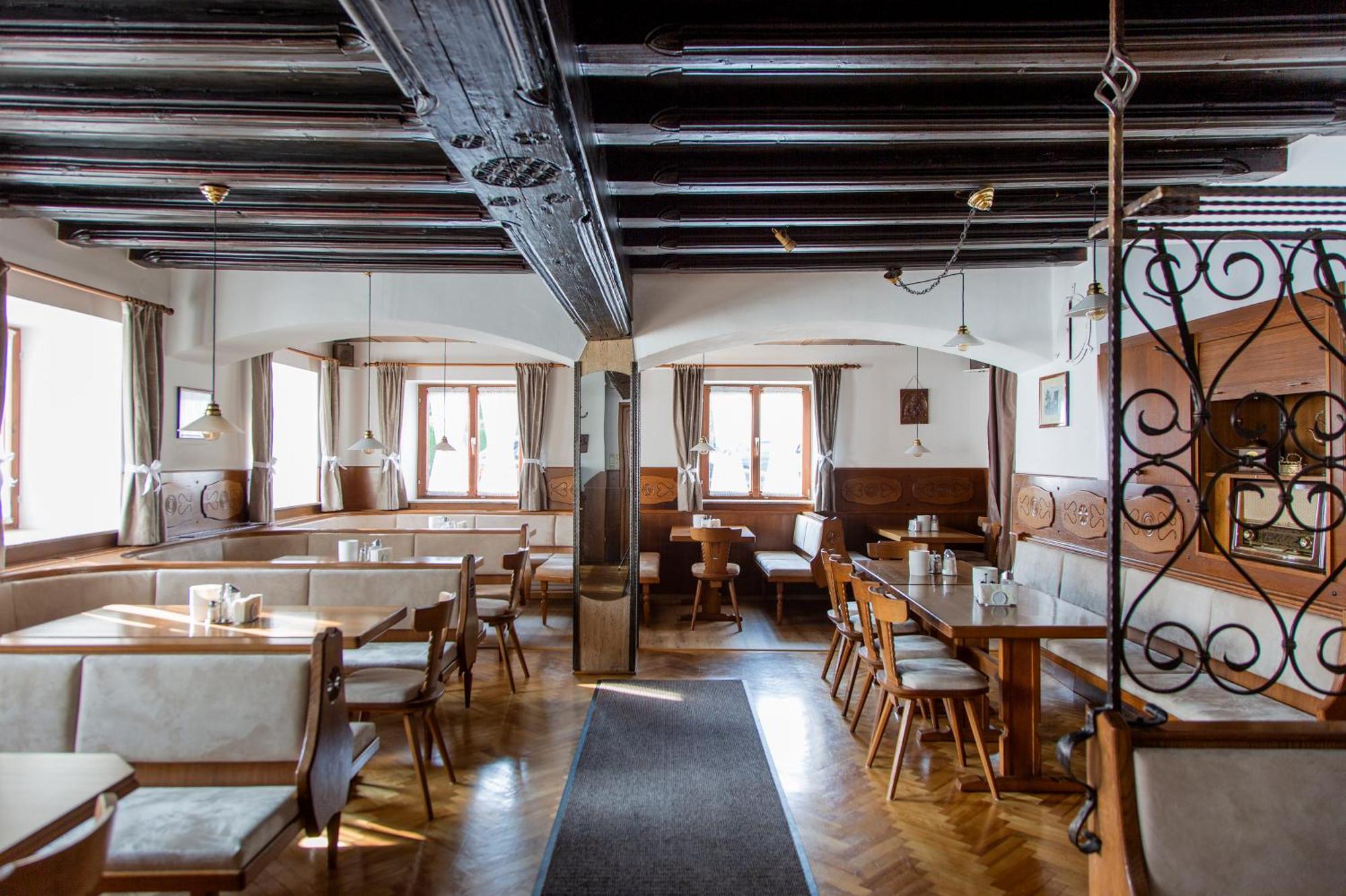 Tirolerhof Hotel St Georgen im Attergau Bagian luar foto